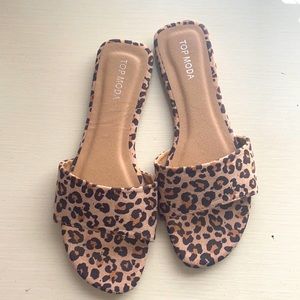 Leopards print open toe flat Sandler. Never worn